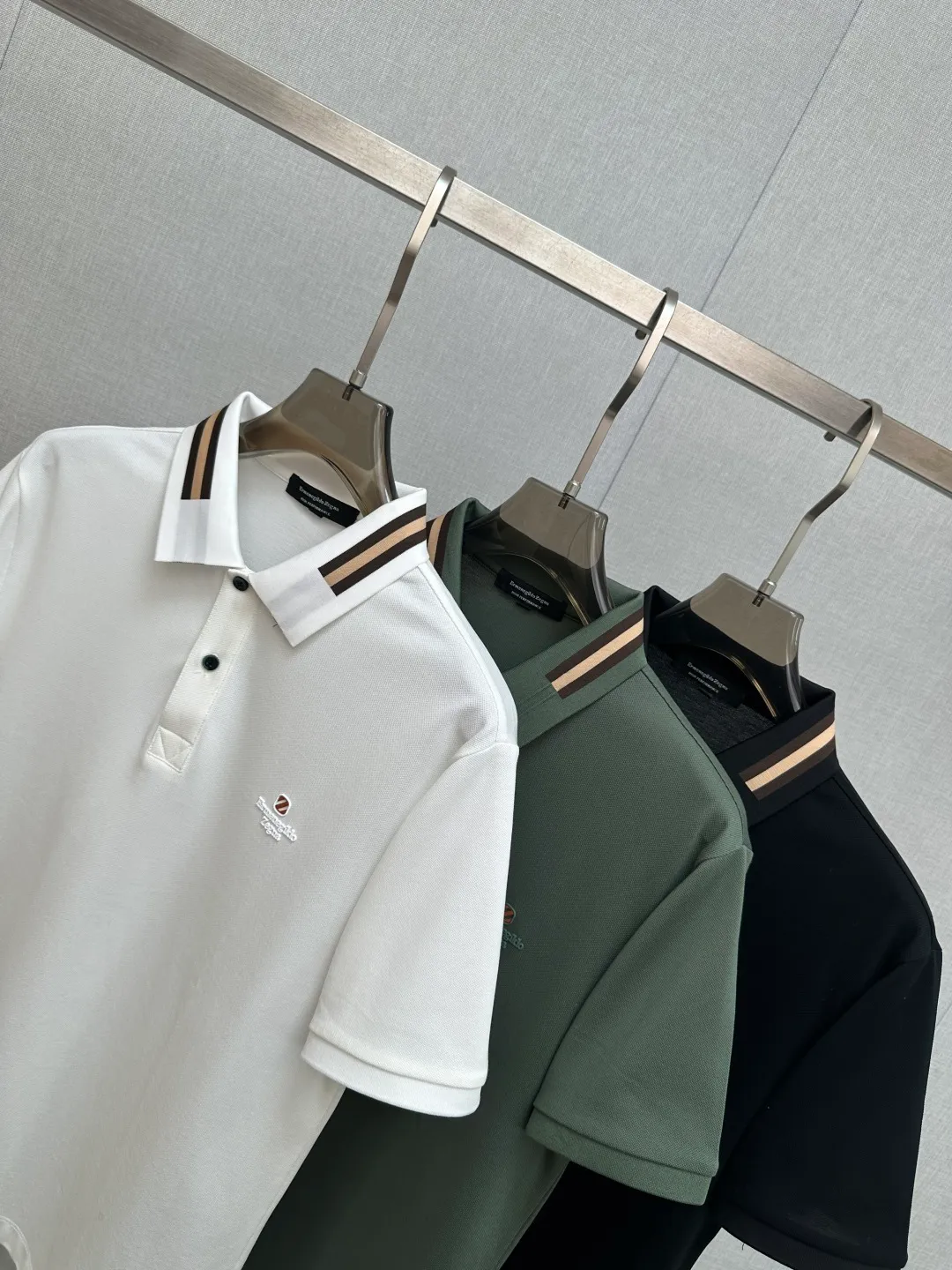 2026 New Arrival New Arrival ， Breathable。Premium ！ logo . . . . ！ ！Sizes：M-3XL
